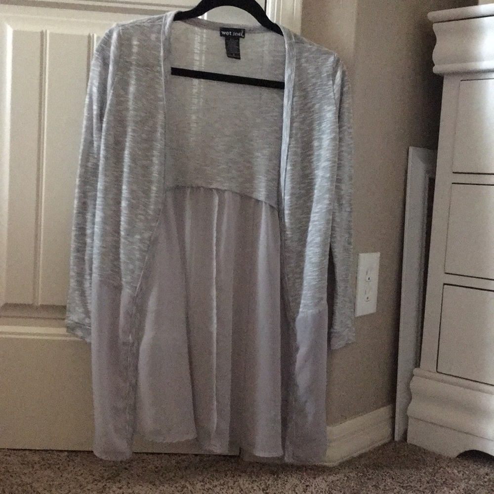 Wet seal light weight cardigan